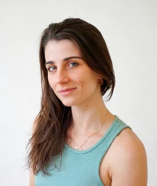 Charlotte Mandinaud, graphiste freelance